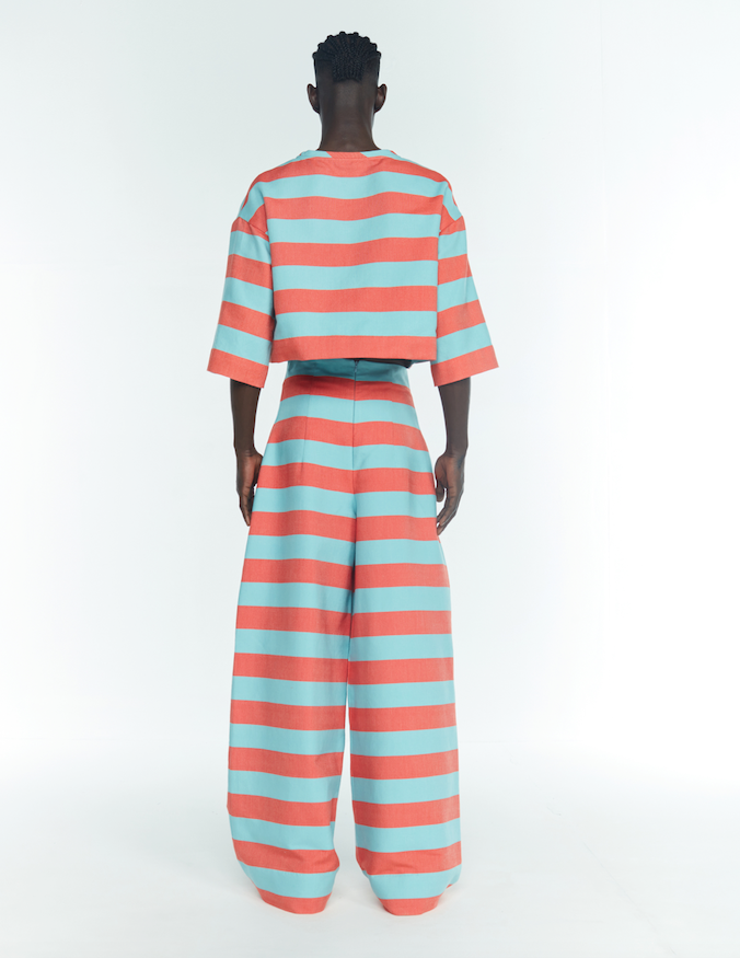 CROPPED T-SHIRT